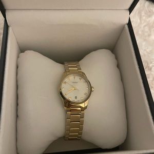 Gucci watch